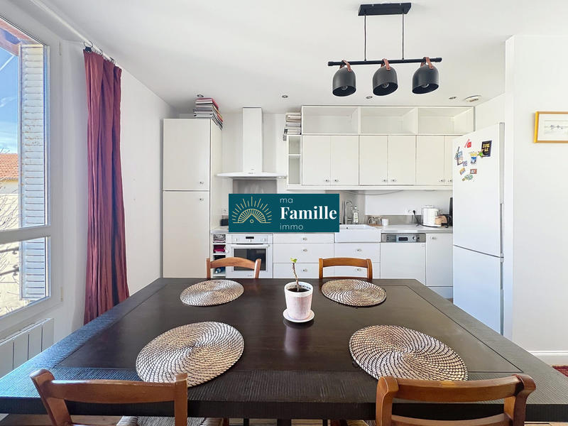 Appartement - 83 m² - 4 pièces