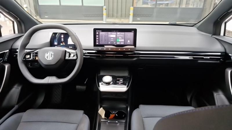 Mg Mg4 Electric 51kwh - 125 Kw 2wd Standard