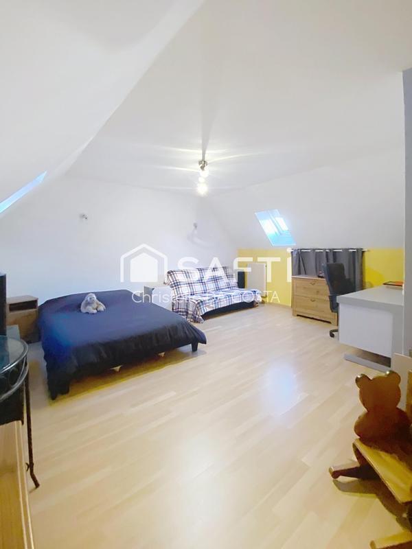 Maison - 150 m² - 7 pièces