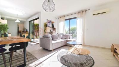 Appartement - 75 m² - 3 pièces