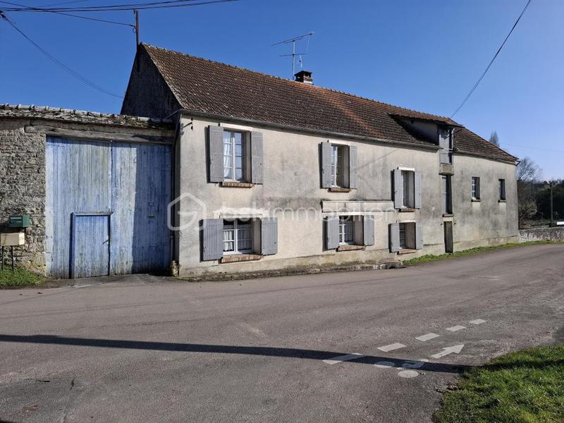 Moulin - 216 m² - 7 pièces