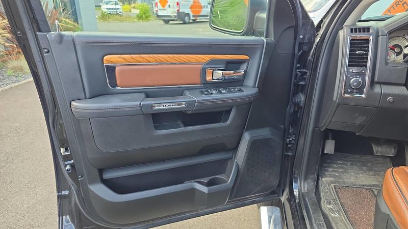 Dodge Ram 1500 5.7 V8 Hemi 394 4x4 Bva8 Longhorn