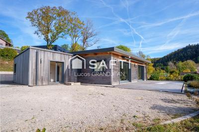 Châlet - 113 m² - 4 pièces