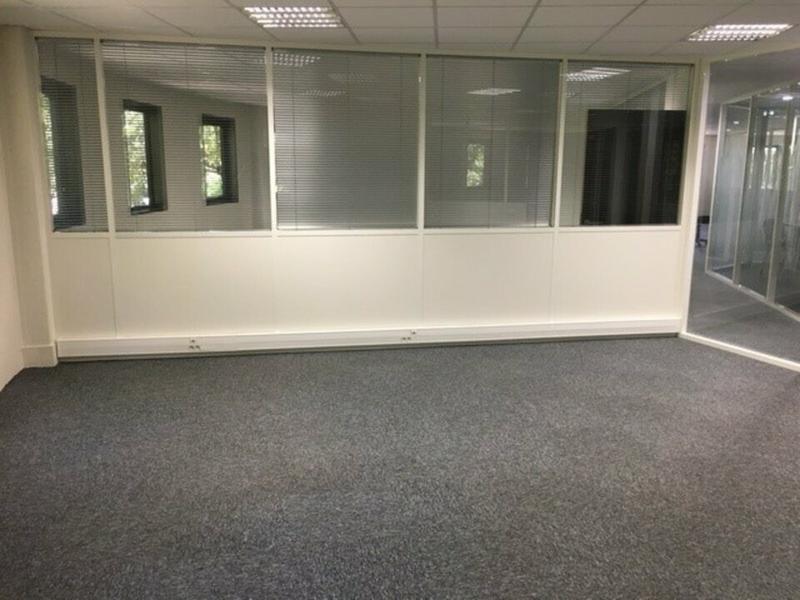 Bureau - 488 m²