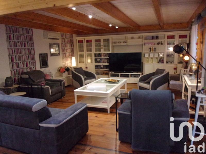 Maison - 400 m² - 10 pièces