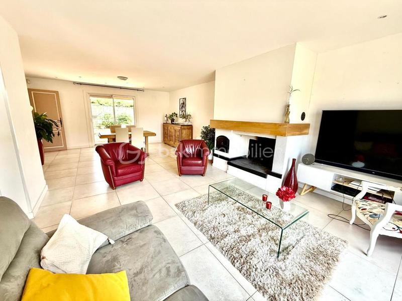 Maison - 117 m² - 5 pièces