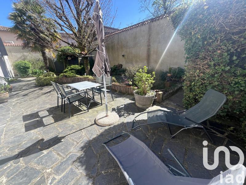 Maison - 246 m² - 7 pièces