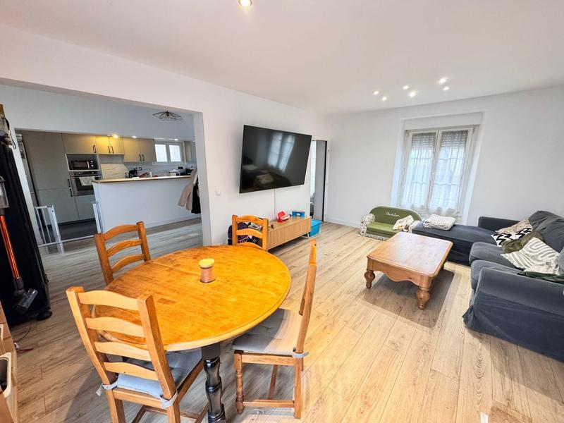 Maison ancienne - 103 m² - 6 pièces