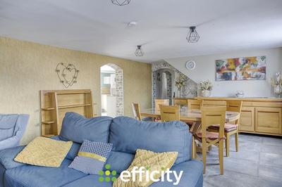 Villa - 235 m² - 9 pièces