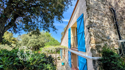 Mas - 239 m² - 6 pièces