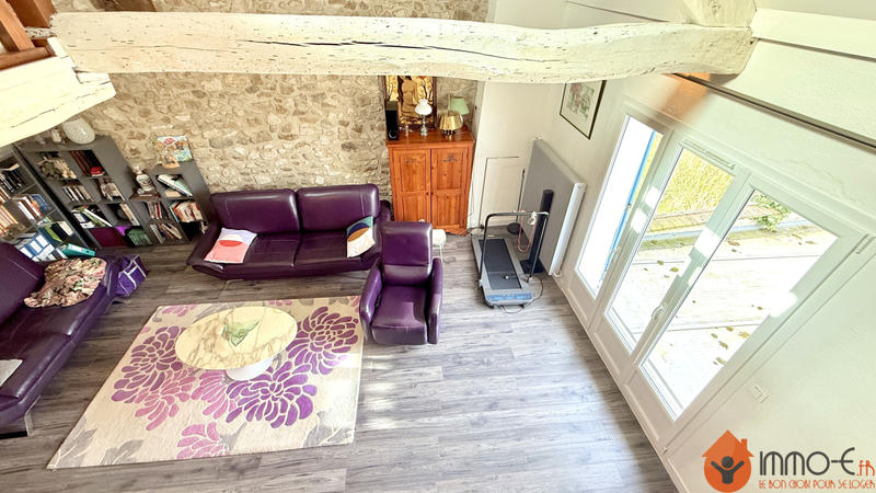 Maison - 210 m² - 7 pièces