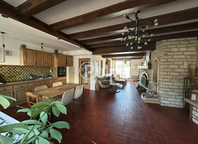 Appartement - 85 m² - 3 pièces