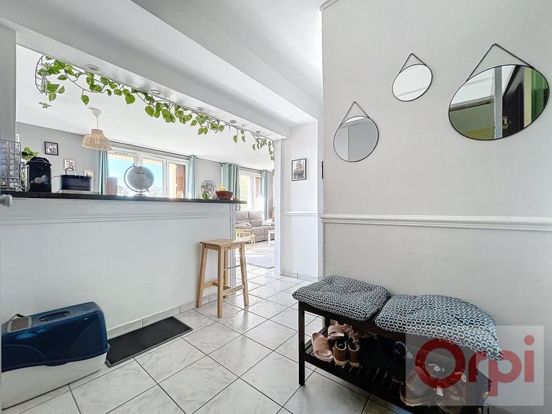 Appartement - 83 m² - 5 pièces