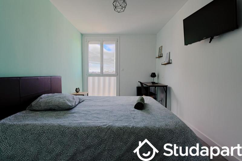 Chambre - 10 m² - 1 pièce