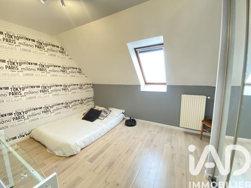 Maison - 180 m² - 8 pièces