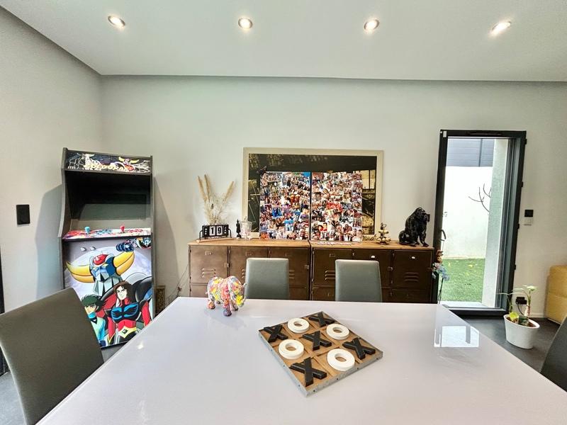 Maison - 165 m² - 5 pièces