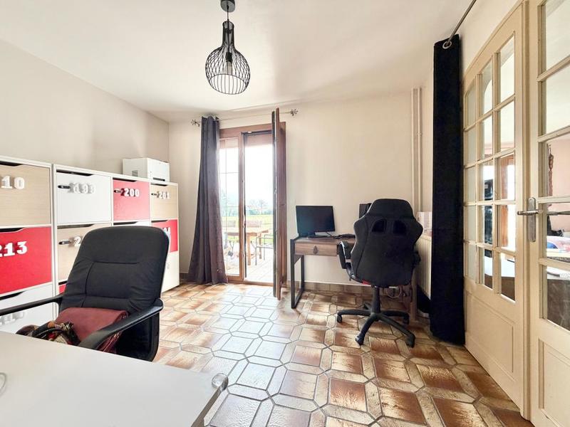 Maison - 163 m² - 7 pièces