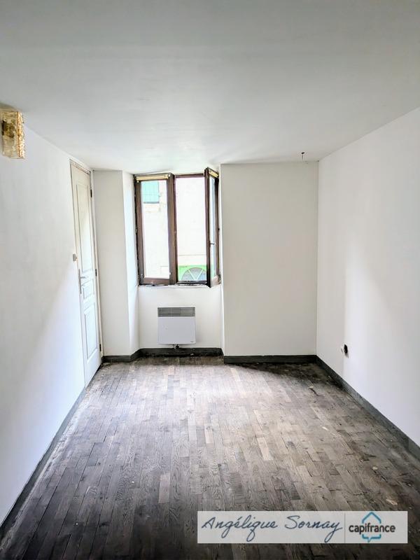 Maison - 111 m² - 4 pièces