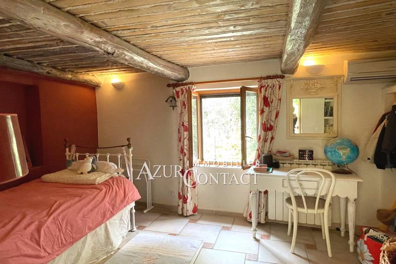 Mas - 390 m² - 6 pièces