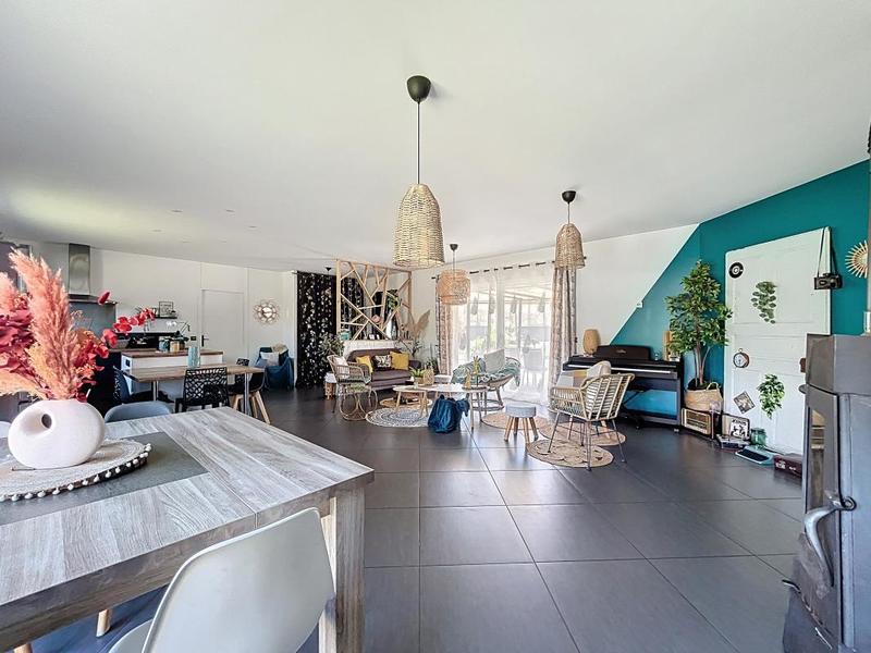 Maison - 160 m² - 5 pièces