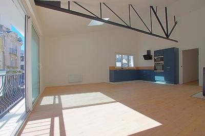 Appartement - 100 m² - 4 pièces