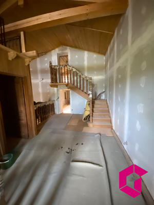 Maison - 175 m² - 6 pièces