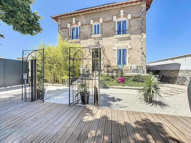 Maison - 152 m² - 5 pièces