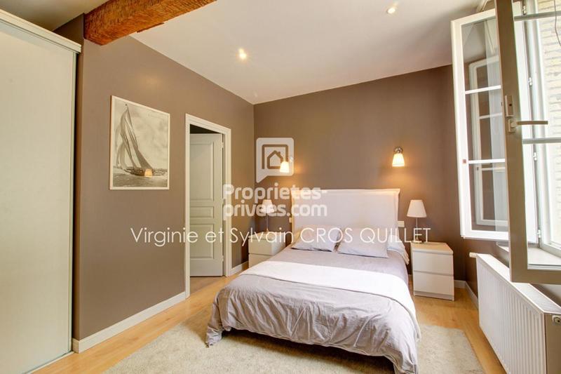 Maison - 284 m² - 6 pièces