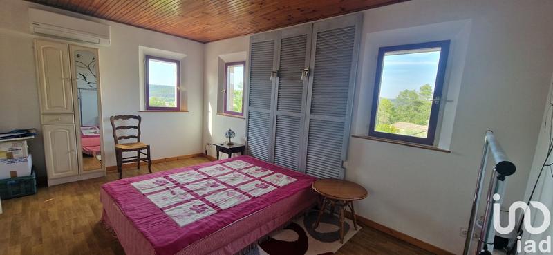 Maison - 206 m² - 8 pièces