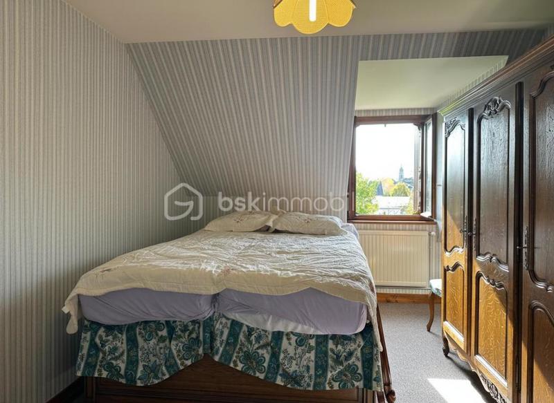 Maison - 160 m² - 7 pièces