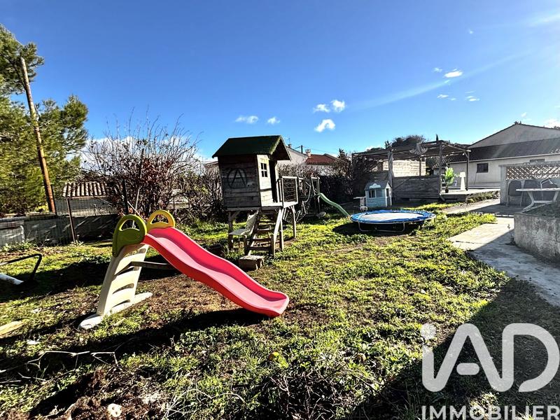 Maison - 101 m² - 5 pièces