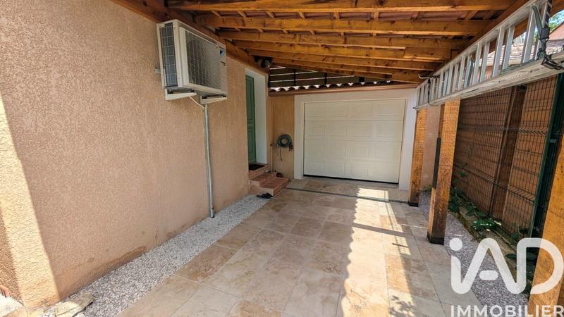 Maison - 90 m² - 5 pièces