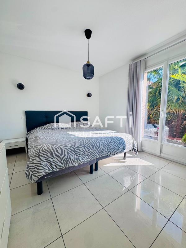 Maison - 205 m² - 7 pièces