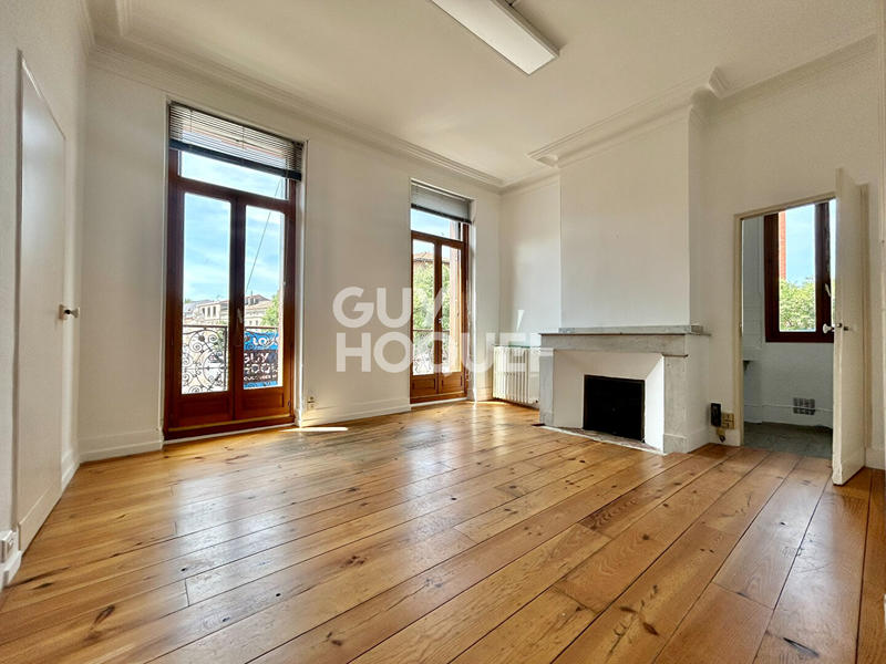 Local d'activité / Entrepôt - 132 m²