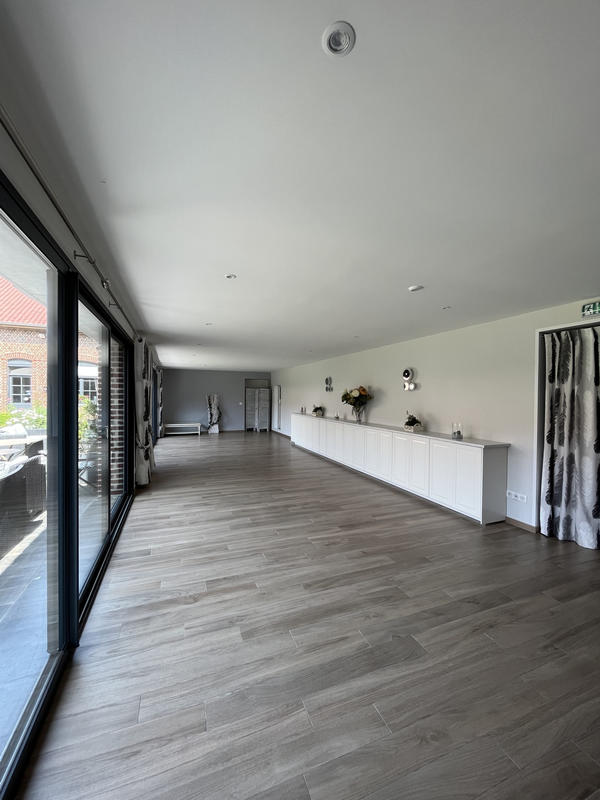 Propriété - 588 m² - 13 pièces