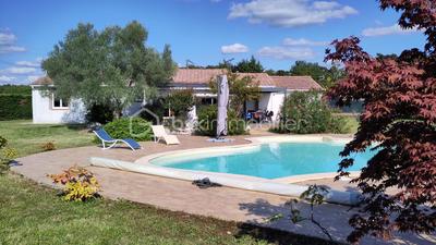 Maison - 150 m² - 7 pièces