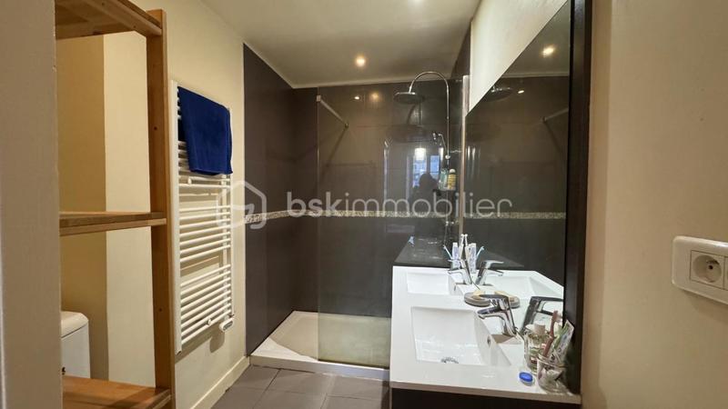 Appartement - 57 m² - 2 pièces