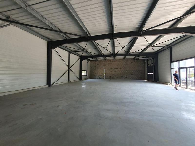 Local commercial - 440 m²