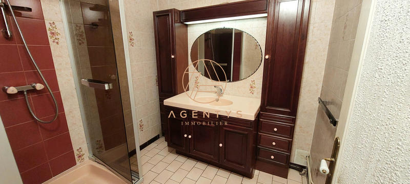 Maison - 107 m² - 5 pièces