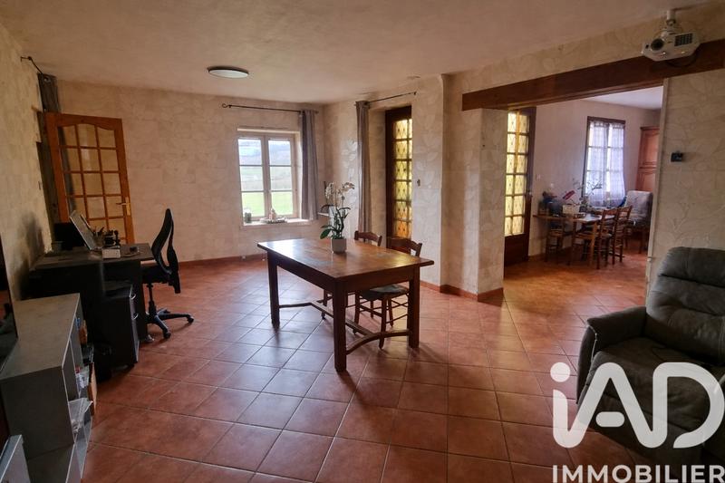 Maison - 121 m² - 5 pièces