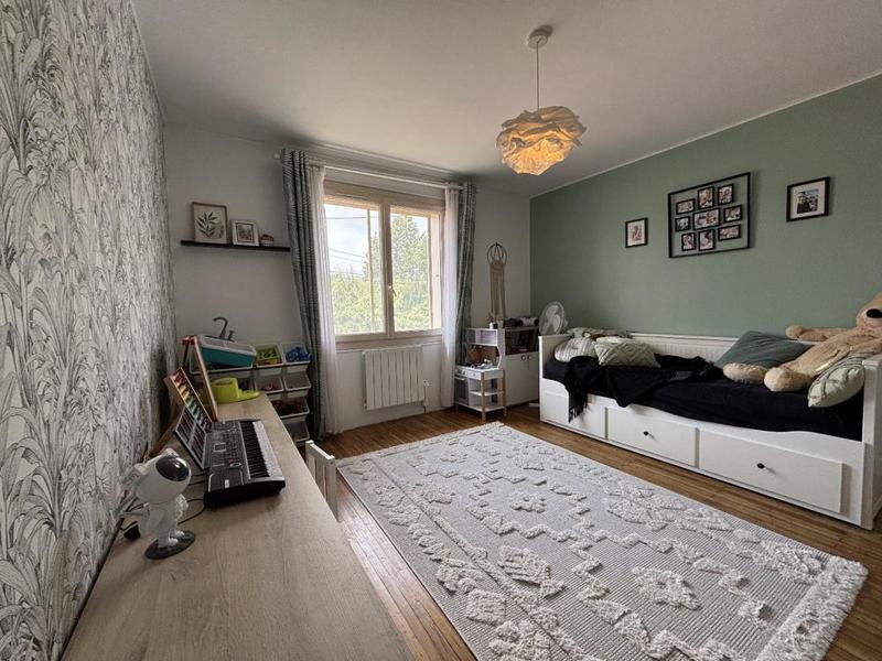 Maison - 180 m² - 5 pièces