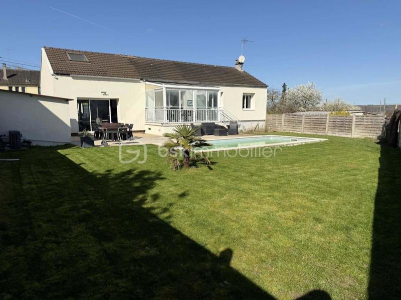 Pavillon - 110 m² - 6 pièces