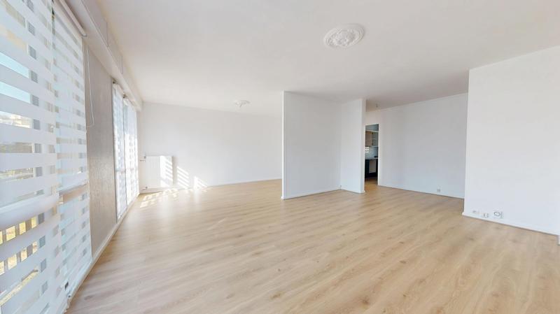 Appartement - 90 m² - 4 pièces