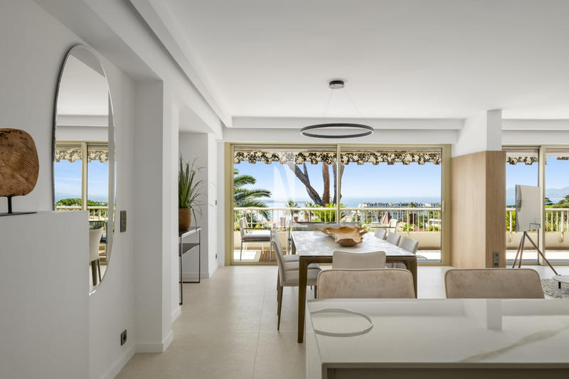 Appartement - 121 m² - 5 pièces