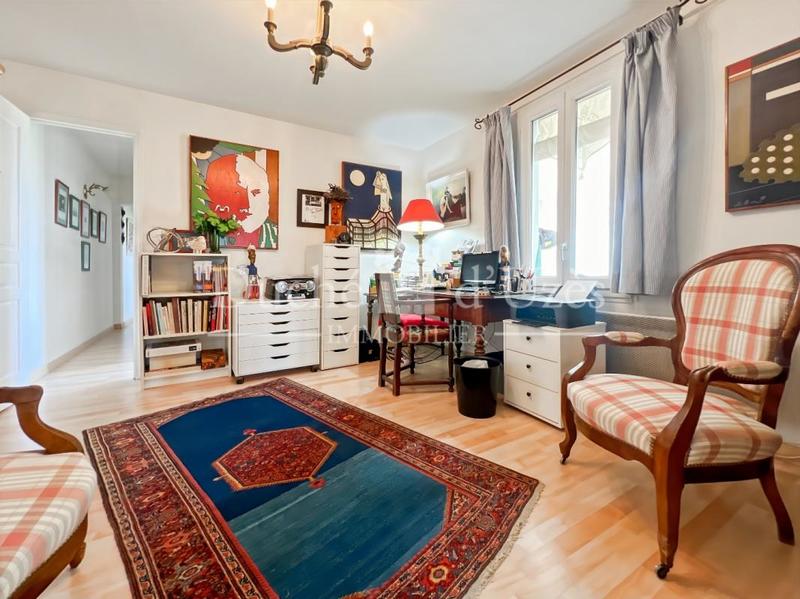 Maison - 166 m² - 5 pièces