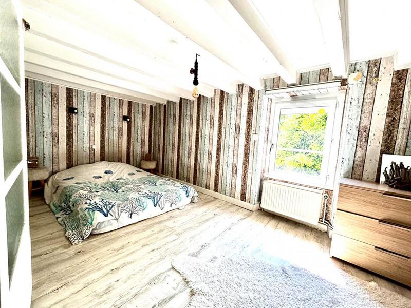 Maison - 191 m² - 8 pièces