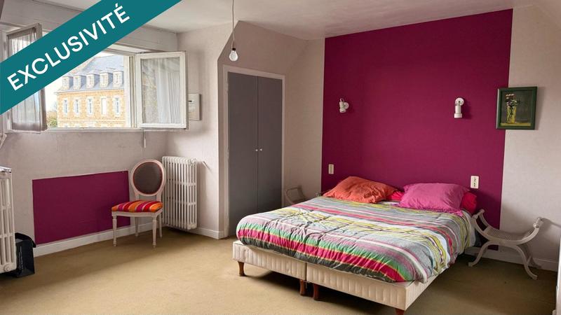 Maison - 260 m² - 13 pièces