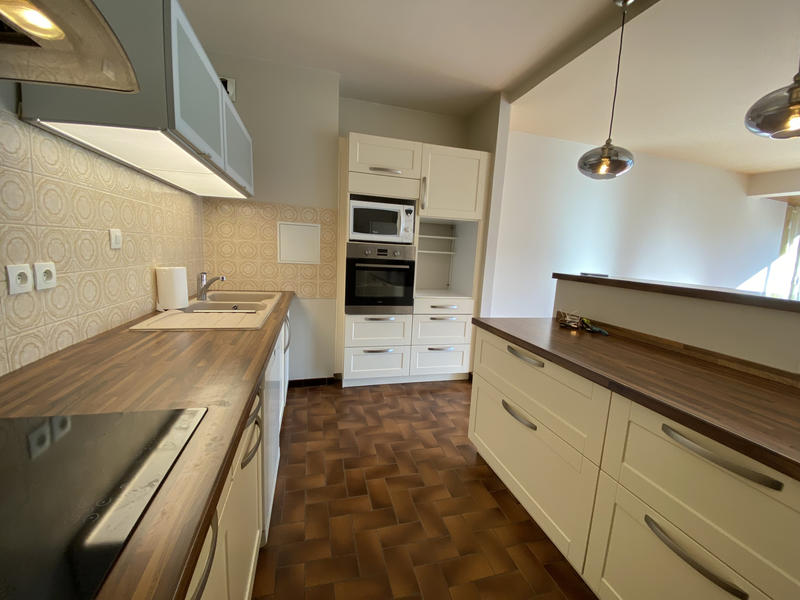 Appartement - 83 m² - 2 pièces