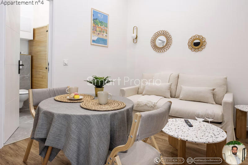 Appartement - 100 m² - 9 pièces