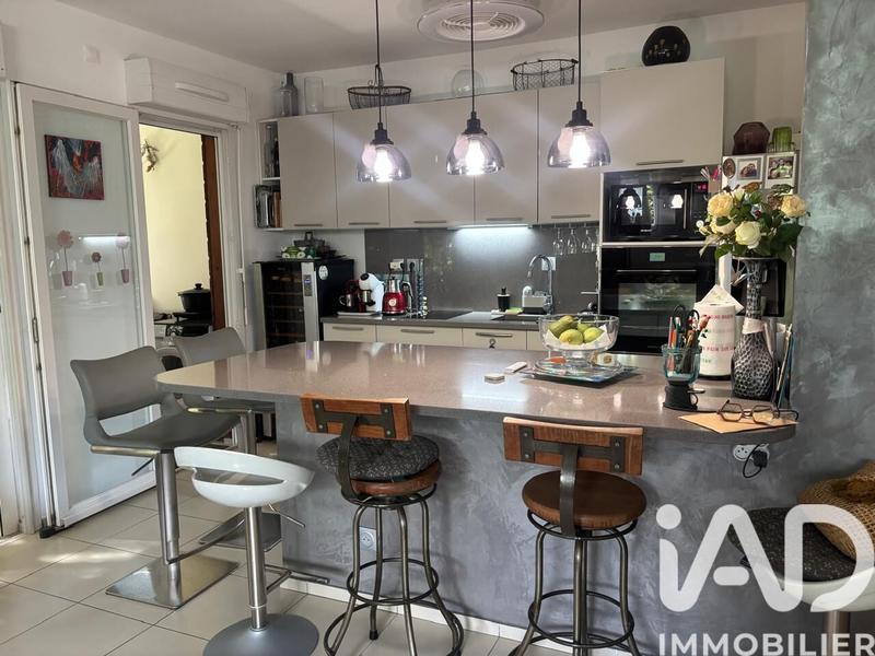 Appartement - 102 m² - 4 pièces